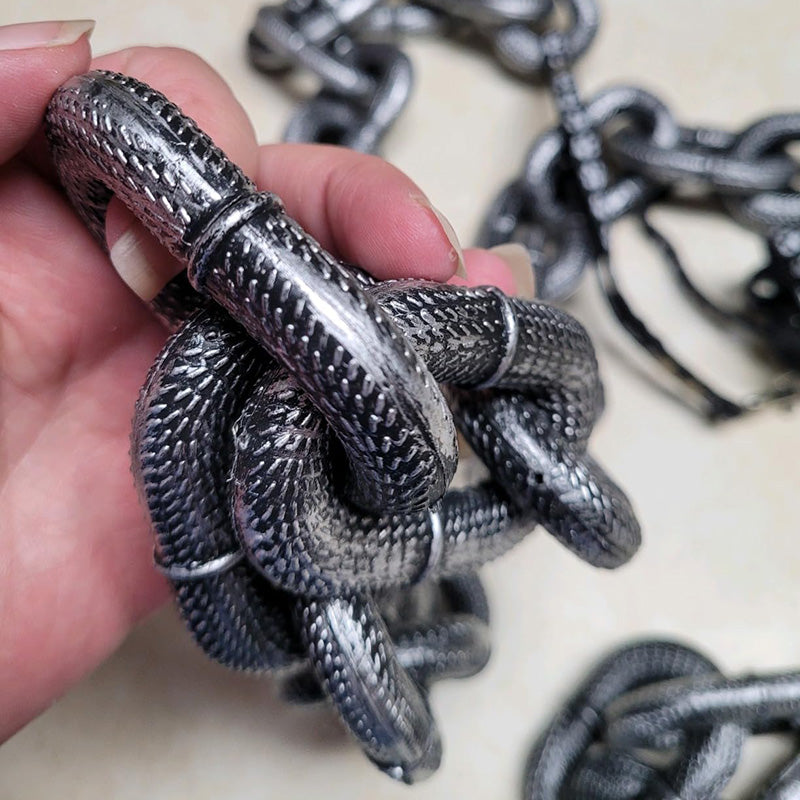 🐶The Chain Paws - 2025 Funniest Pet Chain🔒