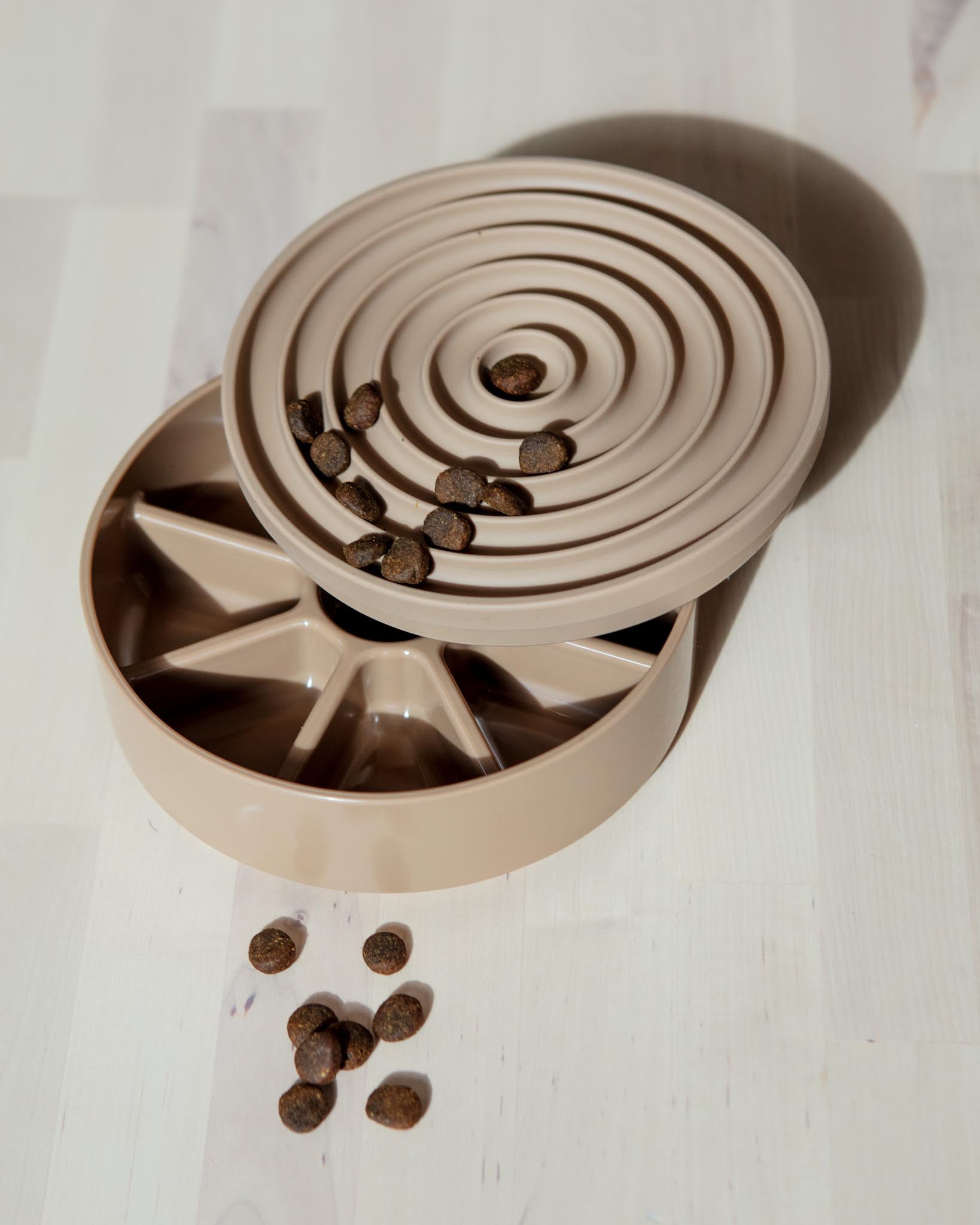 3-in-1 Bento Elevated Slow Feeder + Lick Mat