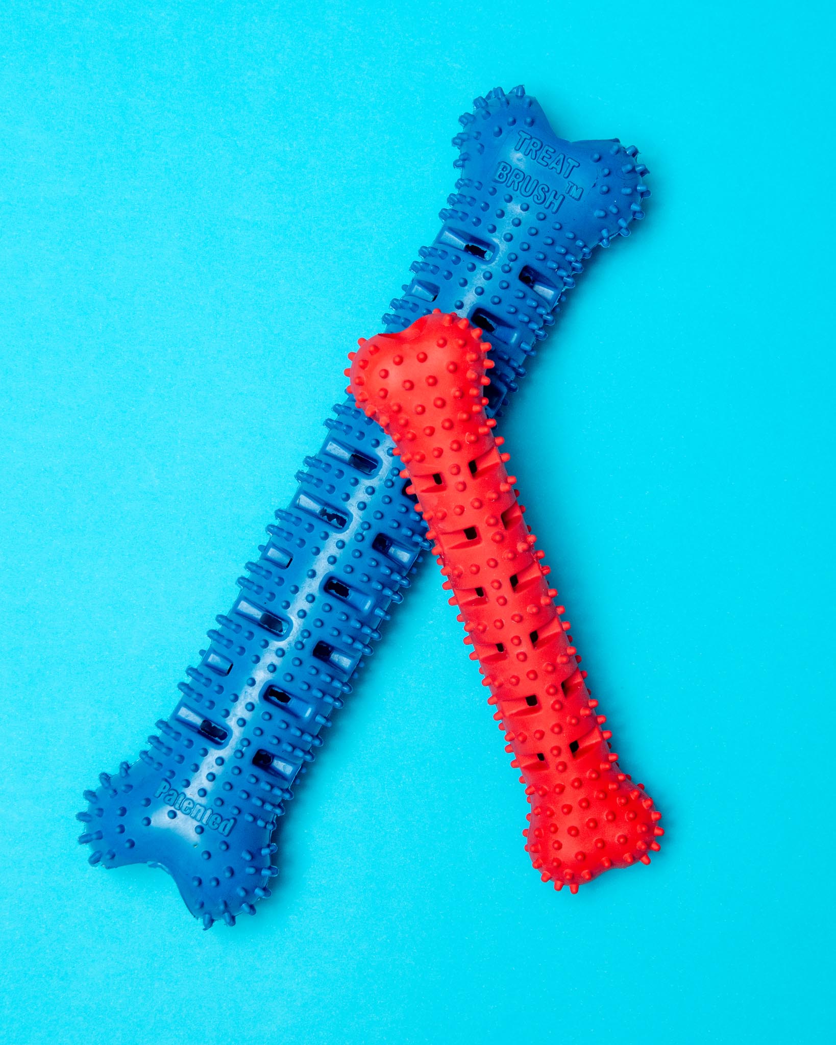 Natural Rubber Bone Treatbrush for Dogs